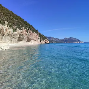 A 50 Mt Dal Mare Cala Gonone